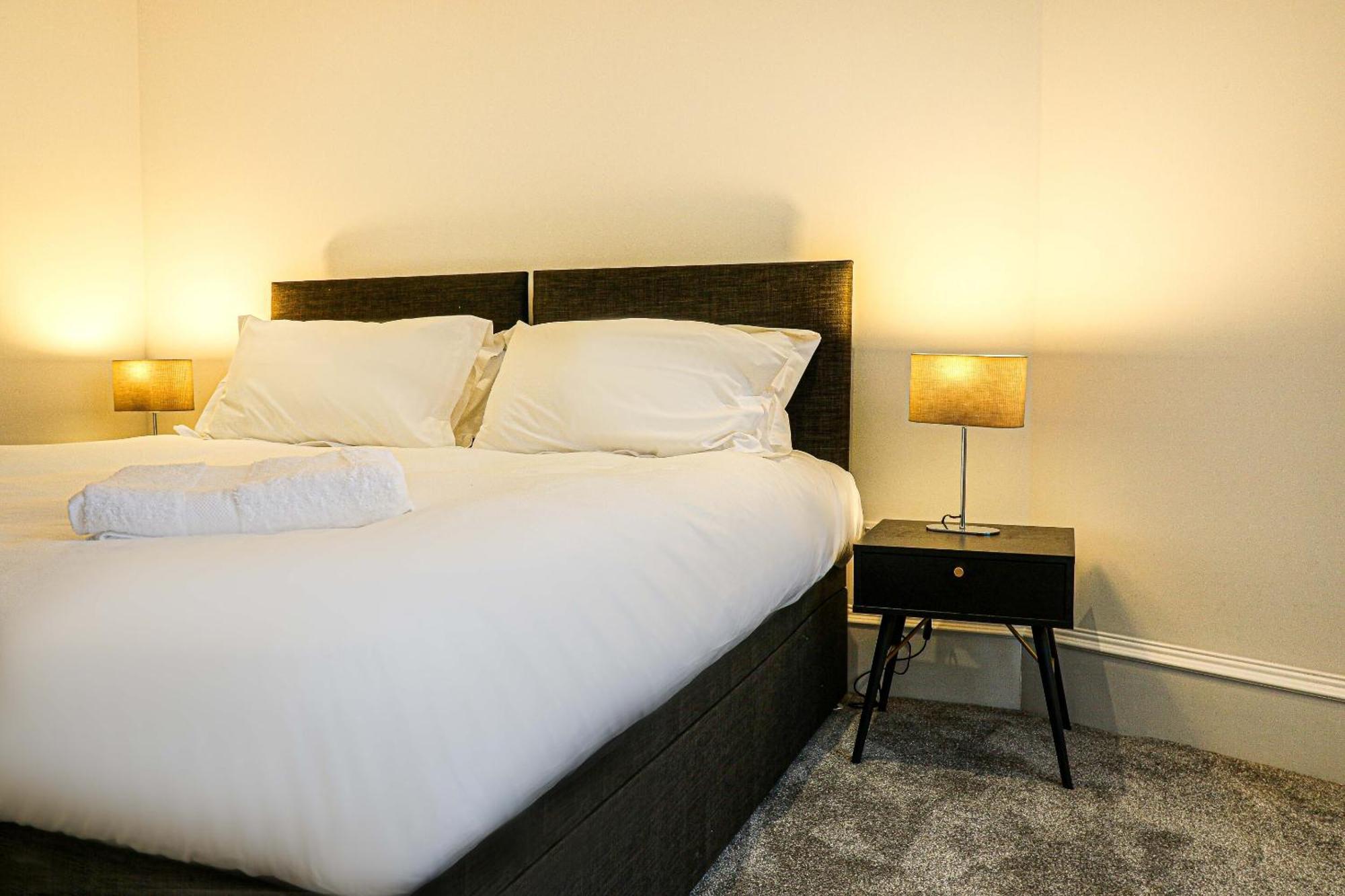 Beachwalk Apartments By Nova Suites Ayr Bilik gambar